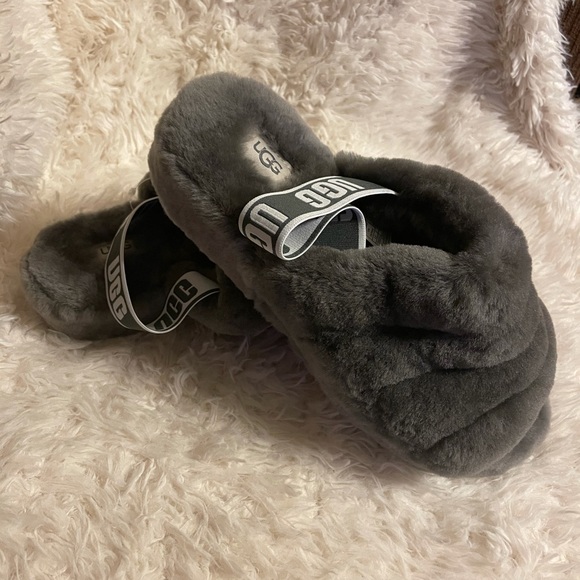 Ugg Fluff Yeah Genuine Shearling Slingback Sandal - Picture 1 of 6